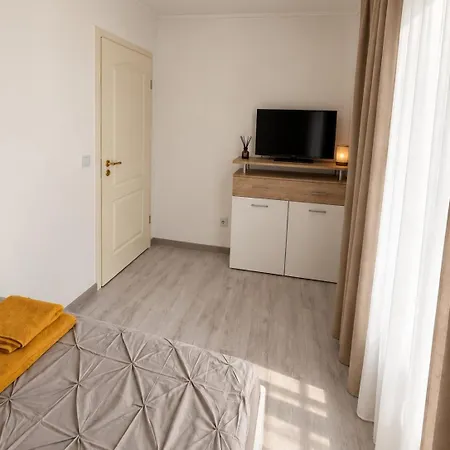 Geräumige Mit Parkplatz Und Wintergarten Iserlohn