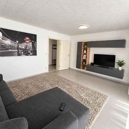 Apartment Geräumige Mit Parkplatz Und Wintergarten *